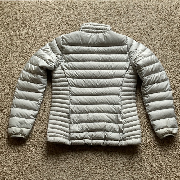 Patagonia Women’s Down Sweater Full Zip Down Insulated Jacket Light Gray XS - Picture 12 of 13